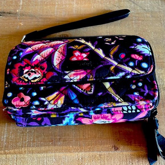Vera Bradley Handbags - Vera Bradley Floral Wristlet